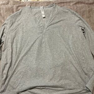 Lululemon Back in Action V Neck long sleeve